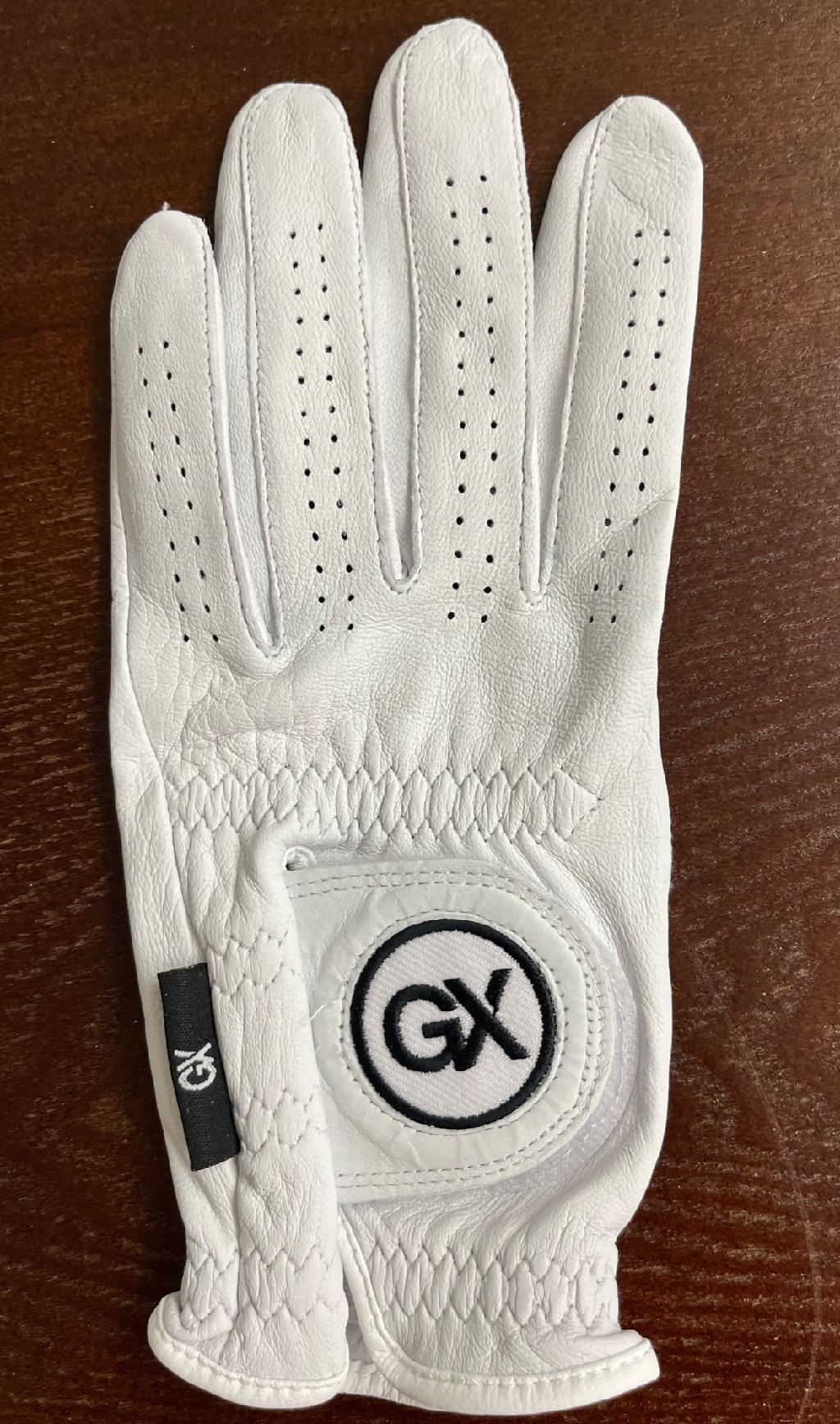 A great fitting golf glove. – Niche Golf